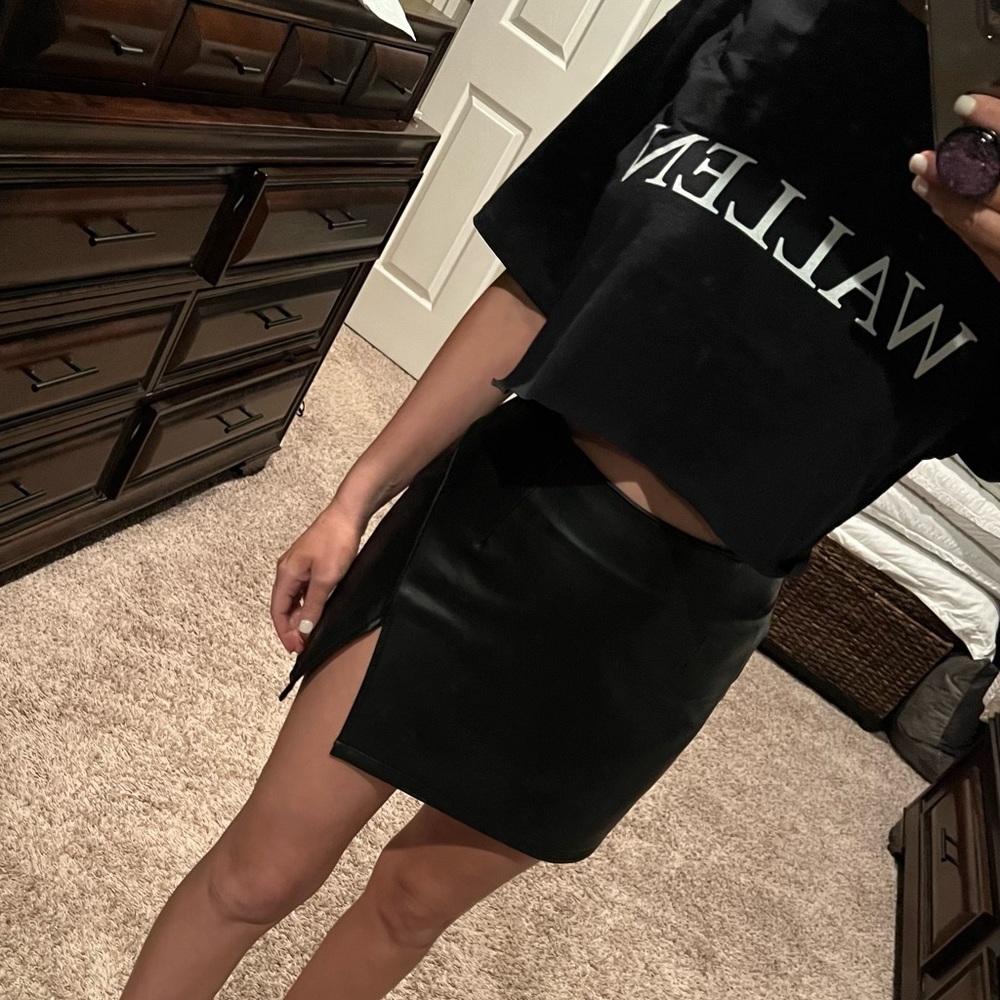 COPY - Morgan Wallen Crop T